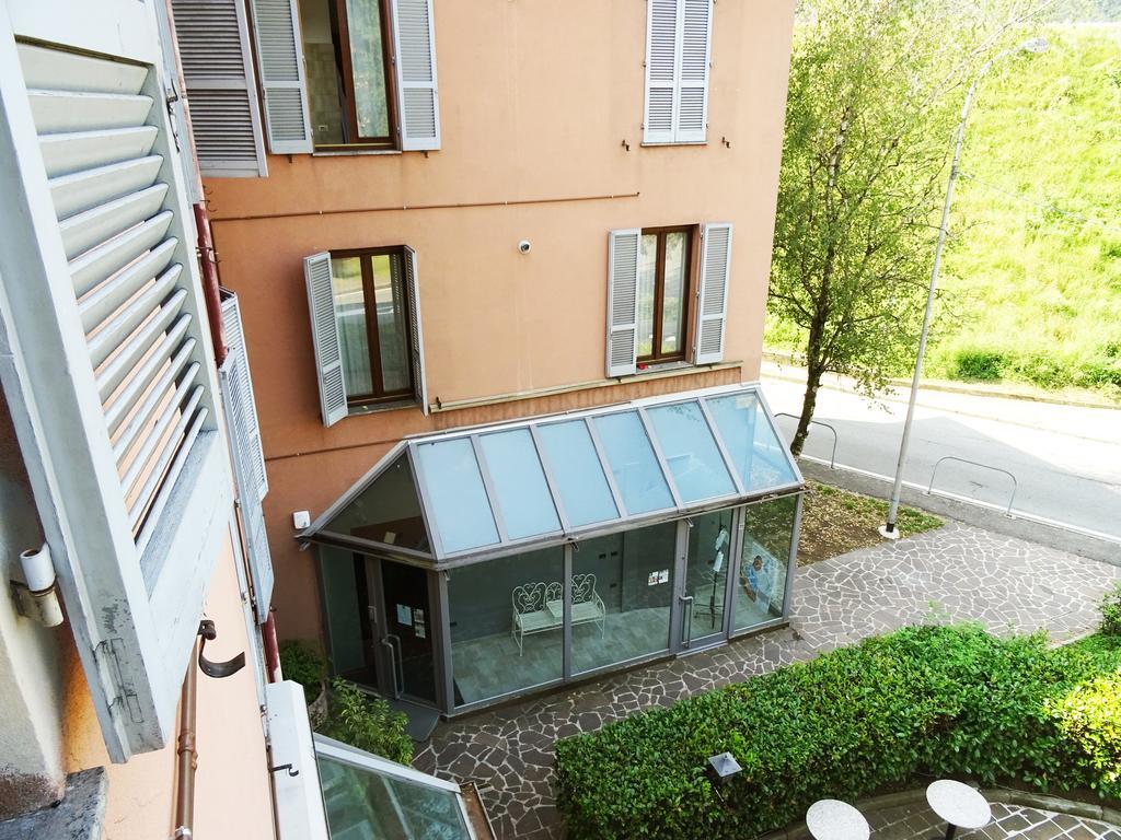 Victoria Hotels Carso Camnago Volta Exterior photo